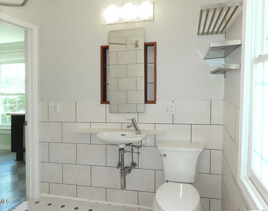 103 Center Street - Photo Thumbnail 9