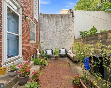 725 Pemberton Street - Photo Thumbnail 2