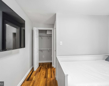 725 Pemberton Street - Photo Thumbnail 16