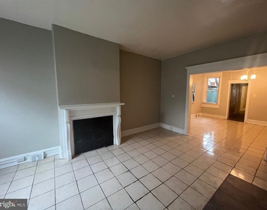 3319 W Haggert Street - Photo Thumbnail 3
