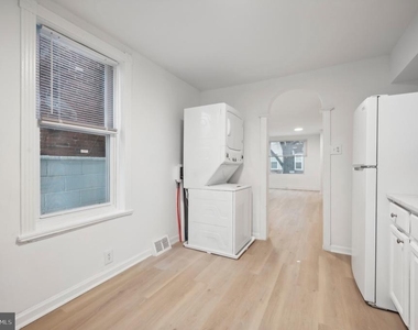 1627 S Ringgold Street - Photo Thumbnail 10