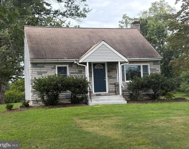 1538 Green Lane Road - Photo Thumbnail 2
