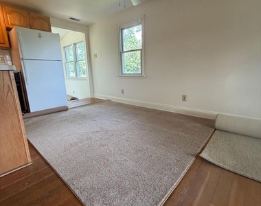 1538 Green Lane Road - Photo Thumbnail 12