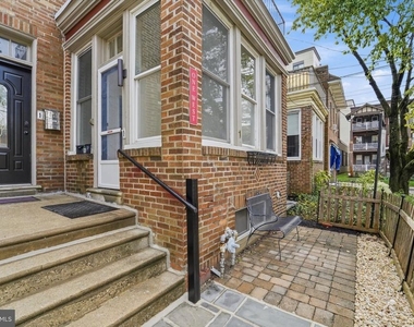 1 Athens Avenue W - Photo Thumbnail 1