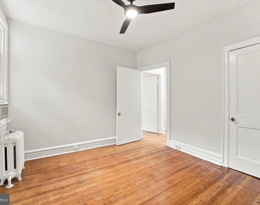 1 Athens Avenue W - Photo Thumbnail 12