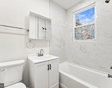 1 Athens Avenue W - Photo Thumbnail 5