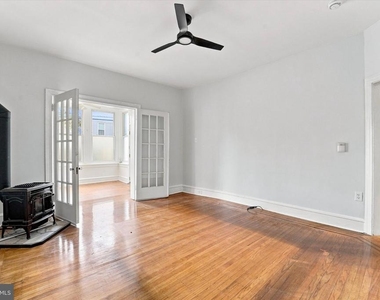 1 Athens Avenue W - Photo Thumbnail 3