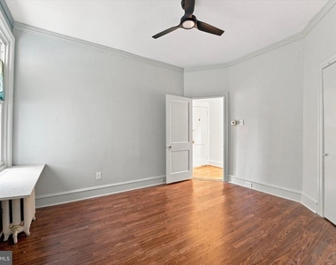 1 Athens Avenue W - Photo Thumbnail 9