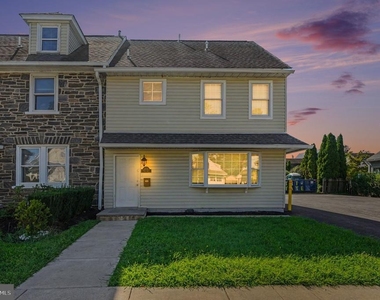 812 Darby Road - Photo Thumbnail 1
