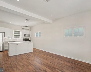 812 Darby Road - Photo Thumbnail 5