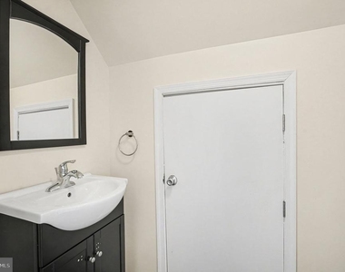 812 Darby Road - Photo Thumbnail 22