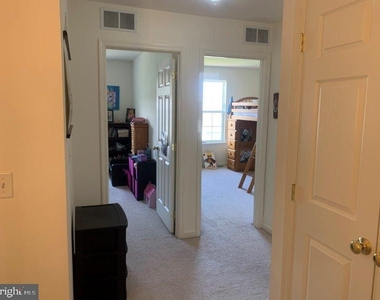 275 Thrush Drive - Photo Thumbnail 43