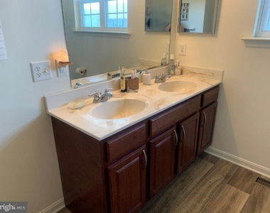 275 Thrush Drive - Photo Thumbnail 40