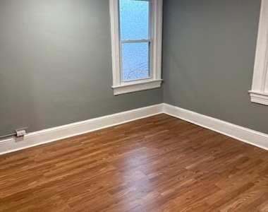 230 E Lincoln Highway - Photo Thumbnail 10