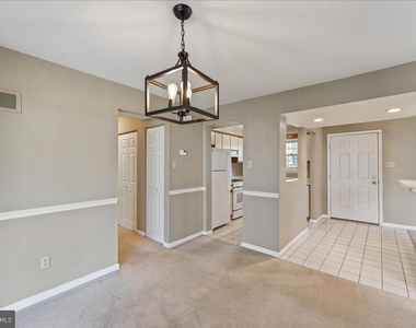 936 Railway Square - Photo Thumbnail 11