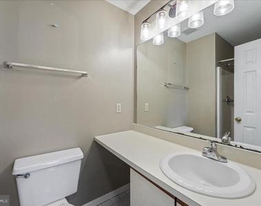936 Railway Square - Photo Thumbnail 18