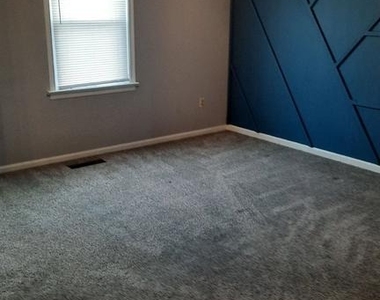 702 Allenview Drive - Photo Thumbnail 11