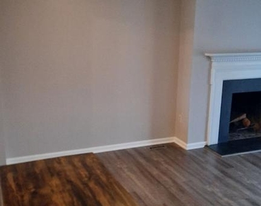 702 Allenview Drive - Photo Thumbnail 7