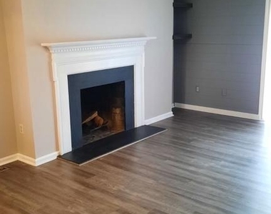702 Allenview Drive - Photo Thumbnail 6