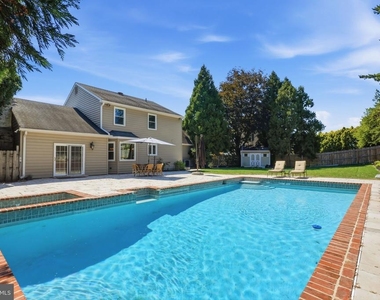 1272 Knox Drive - Photo Thumbnail 24