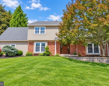 1272 Knox Drive - Photo Thumbnail 1