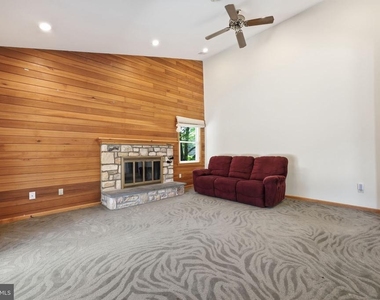 1272 Knox Drive - Photo Thumbnail 13