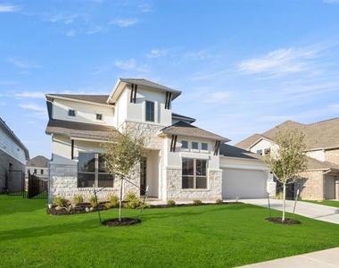 373 Hollister Dr - Photo Thumbnail 2
