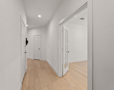 322 Bonnet Blvd - Photo Thumbnail 5