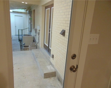 3904 Bailey Ln - Photo Thumbnail 16