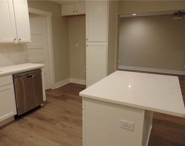 3904 Bailey Ln - Photo Thumbnail 4