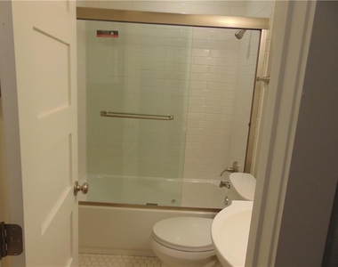 3904 Bailey Ln - Photo Thumbnail 6