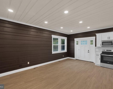 71 Dreamland Park Drive - Photo Thumbnail 6