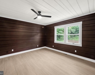 71 Dreamland Park Drive - Photo Thumbnail 17