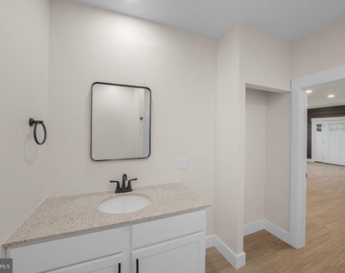 71 Dreamland Park Drive - Photo Thumbnail 12