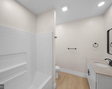 71 Dreamland Park Drive - Photo Thumbnail 11