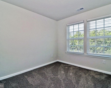 39 Baybreeze Drive - Photo Thumbnail 28
