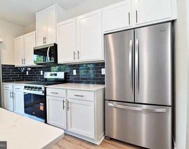 39 Baybreeze Drive - Photo Thumbnail 10