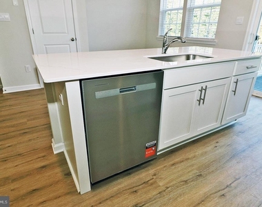 39 Baybreeze Drive - Photo Thumbnail 11