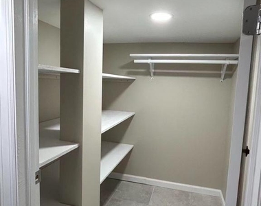 192 Woodland Avenue - Photo Thumbnail 14