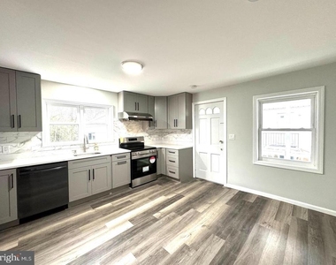 192 Woodland Avenue - Photo Thumbnail 1