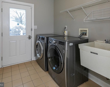 497 Christopher Drive - Photo Thumbnail 33