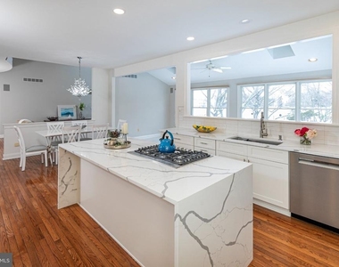 497 Christopher Drive - Photo Thumbnail 25