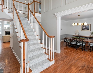 497 Christopher Drive - Photo Thumbnail 12