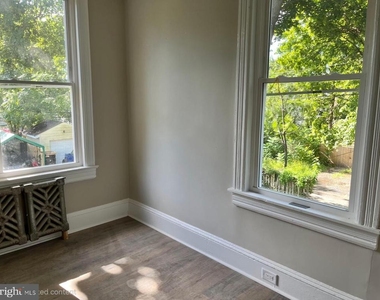617 Stuyvesant Avenue - Photo Thumbnail 5