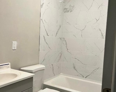 617 Stuyvesant Avenue - Photo Thumbnail 4