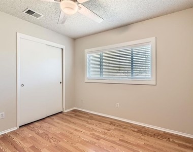 708 Decker Prairie Dr - Photo Thumbnail 14