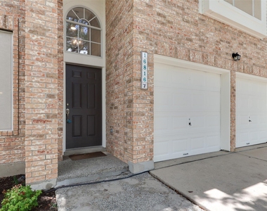 16816 Dorman Dr - Photo Thumbnail 2