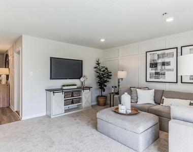 244 Macoun Way - Photo Thumbnail 14