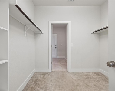8503 Mckamy Dr - Photo Thumbnail 16