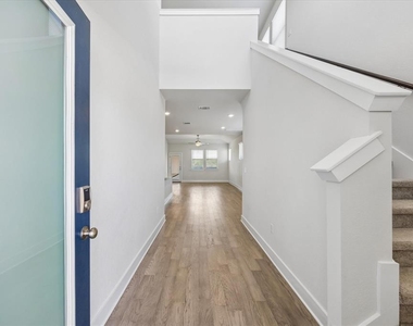 8503 Mckamy Dr - Photo Thumbnail 4